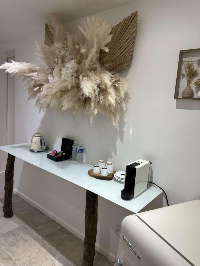 Appartement Jacuzzi Prive Avignon Exteriör bild